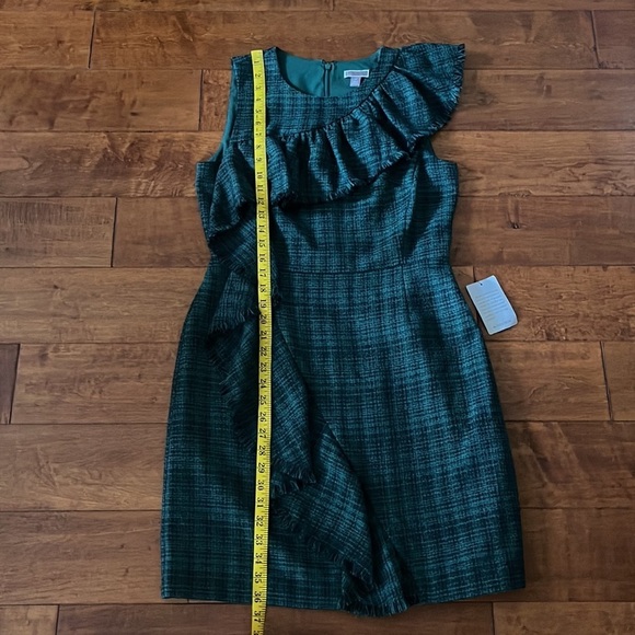 NWT Chelsea28 Ruffle Detail Plaid Sheath Dress Size 10 - Picture 11 of 16